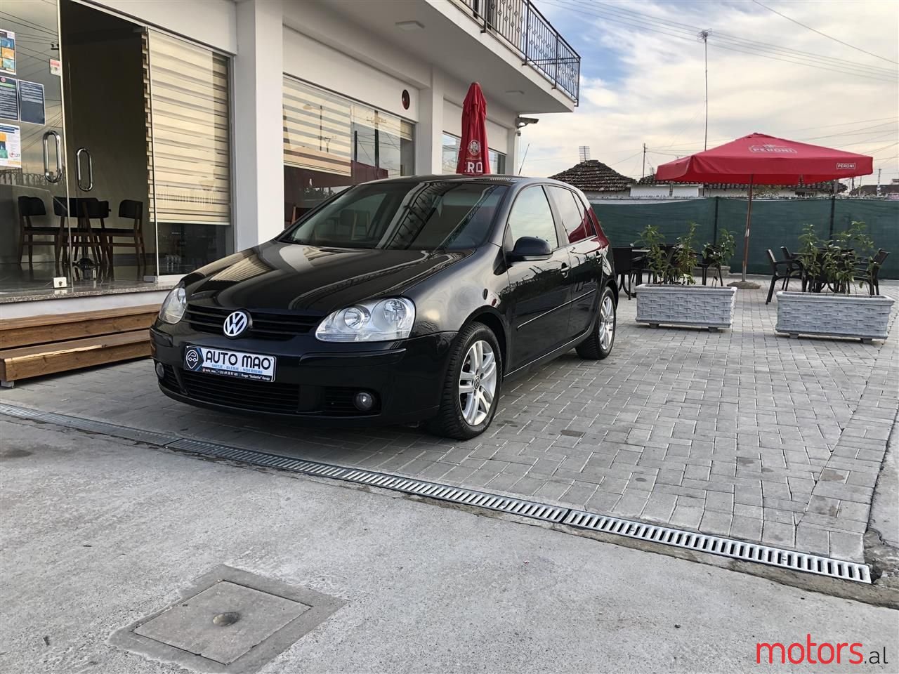 2008' Volkswagen Golf photo #1