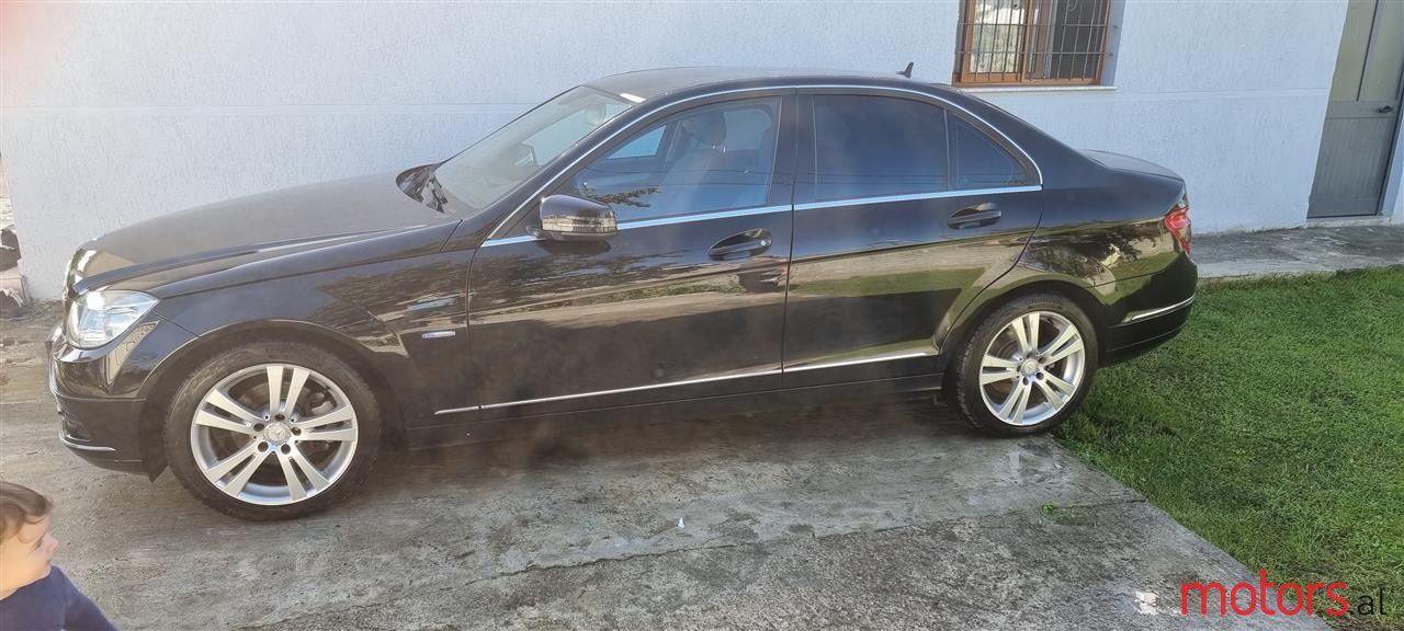 2010' Mercedes-Benz C 200 photo #4