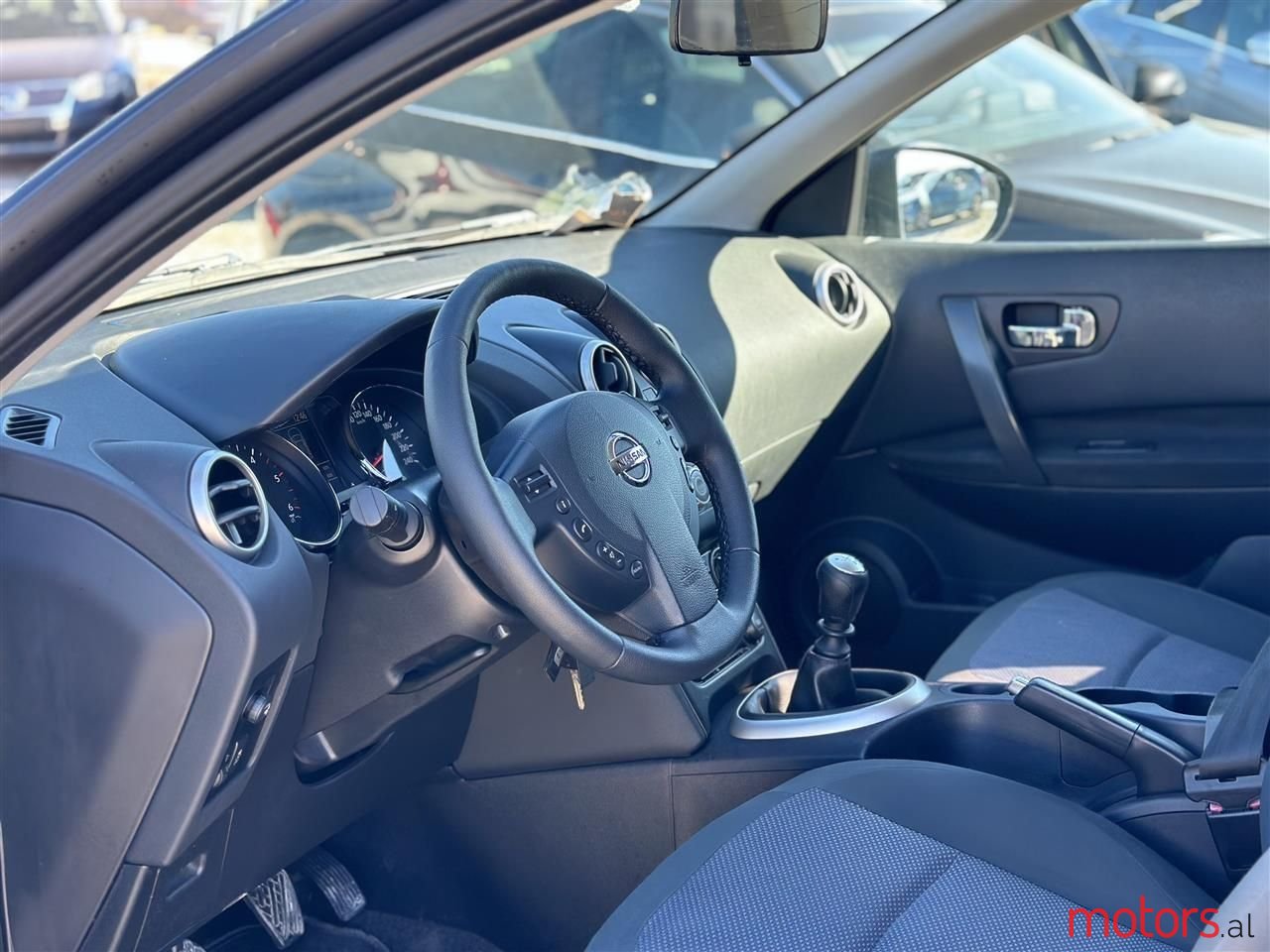 2011' Nissan Qashqai photo #3