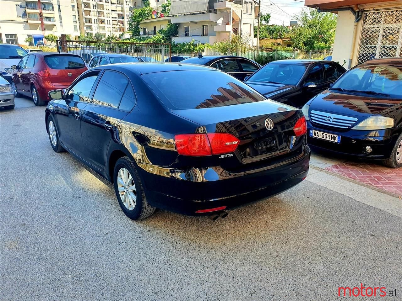 2012' Volkswagen Jetta photo #4