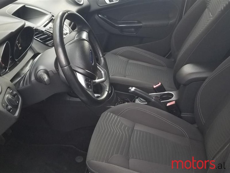 2014' Ford Fiesta photo #4