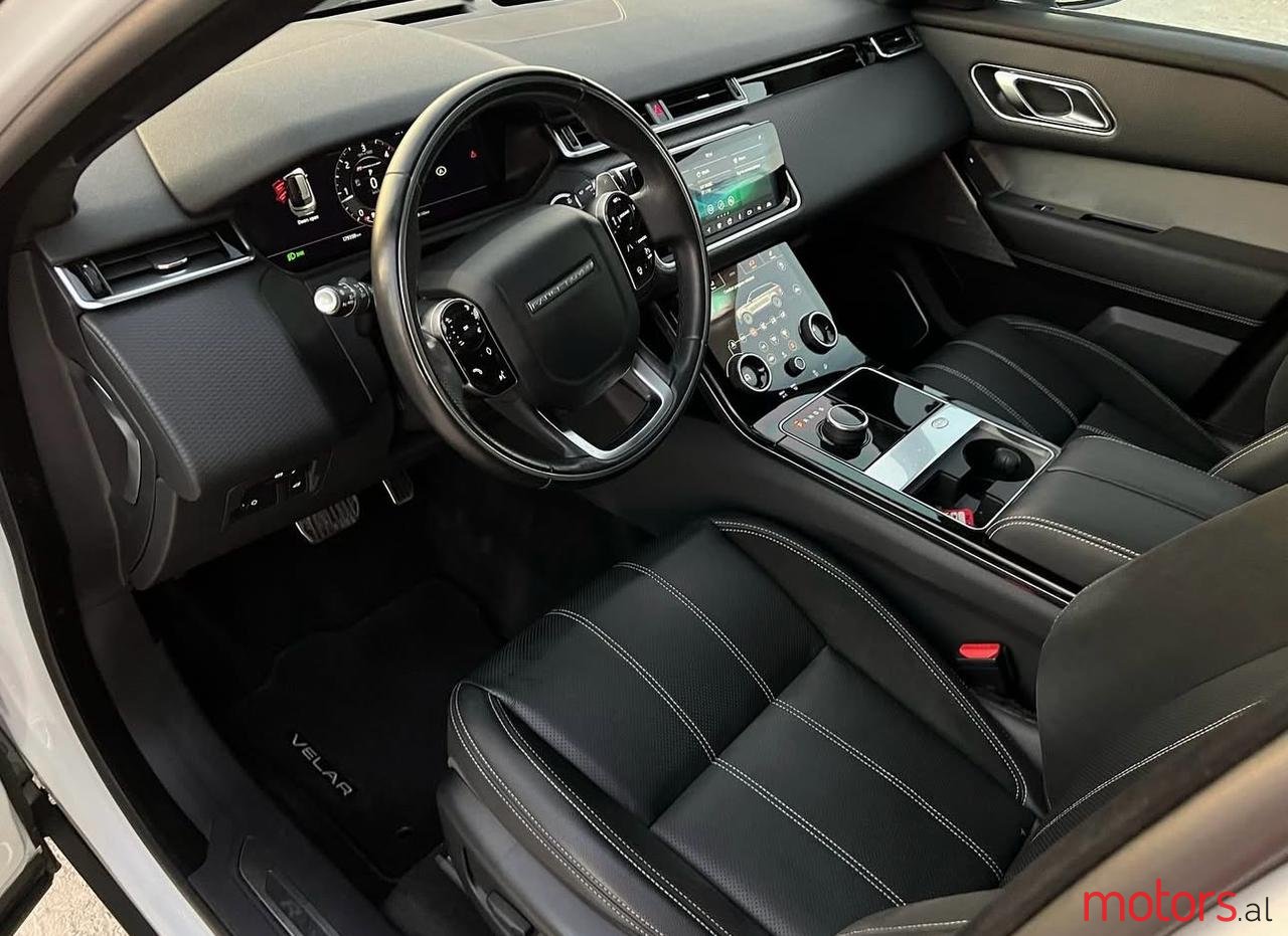 2018' Land Rover Range Rover Velar photo #2
