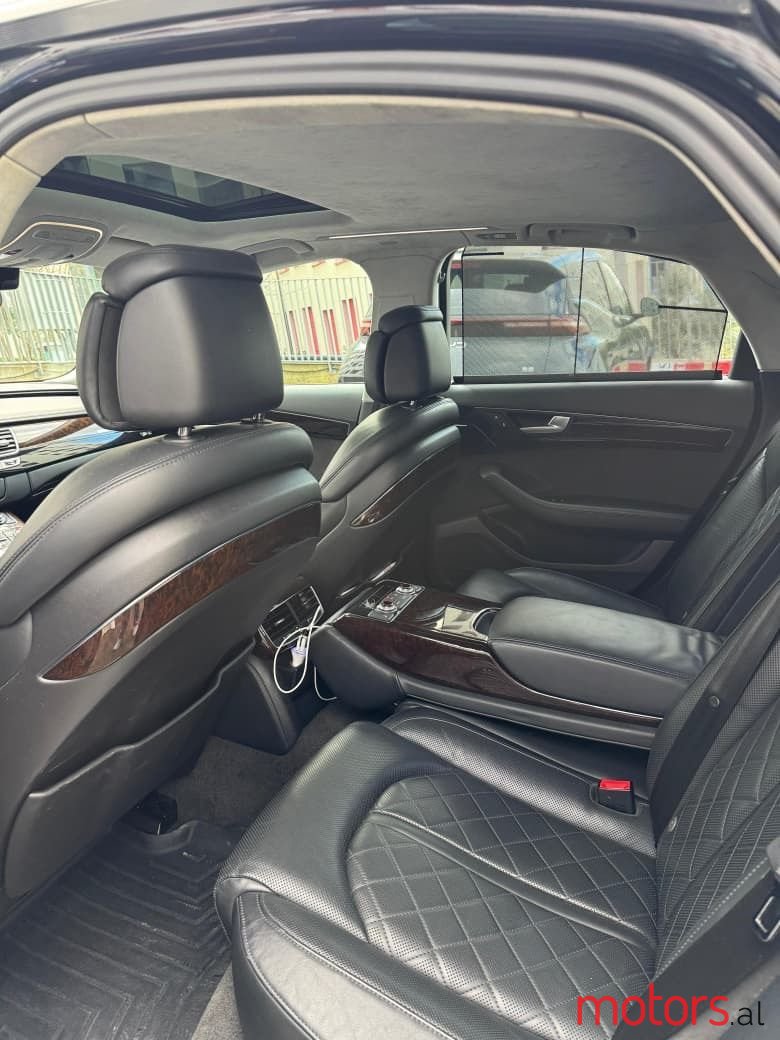 2013' Audi A8 photo #5