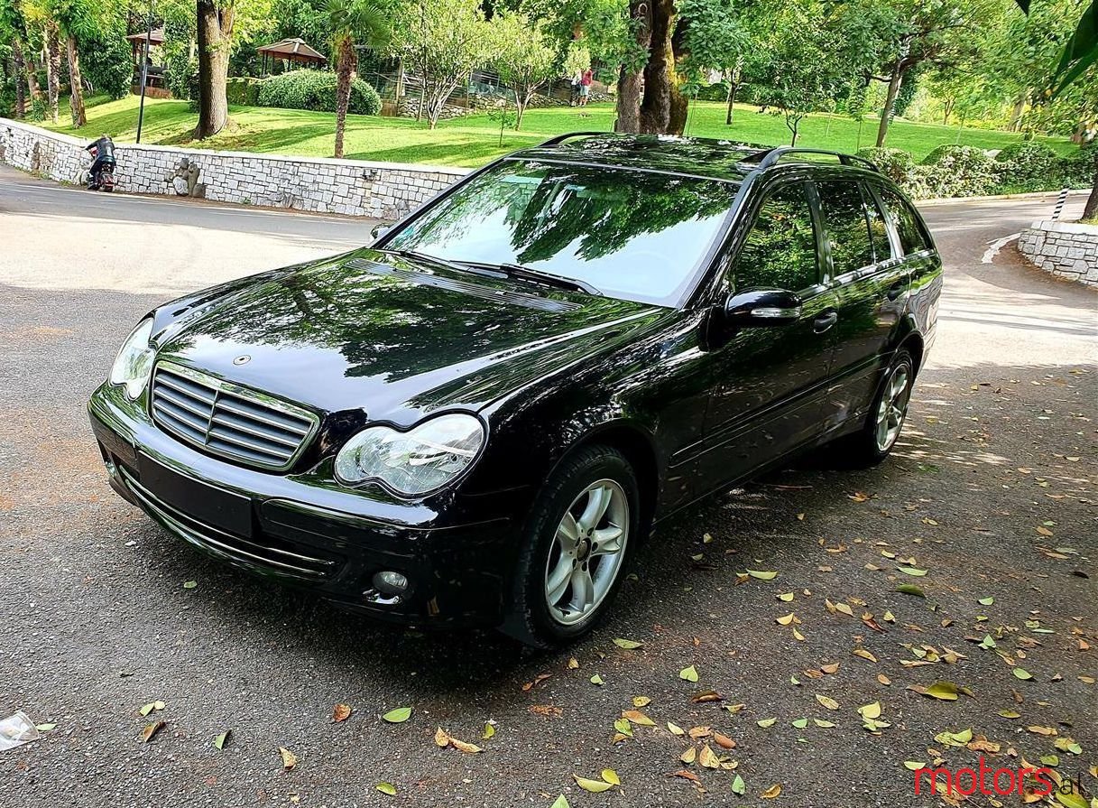 2006' Mercedes-Benz C 220 photo #1