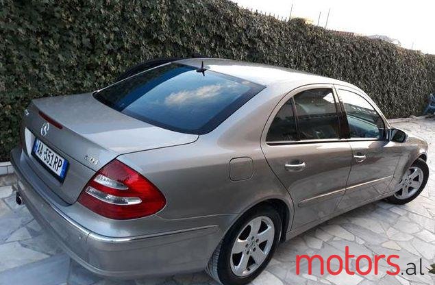 2005' Mercedes-Benz E-Class photo #1