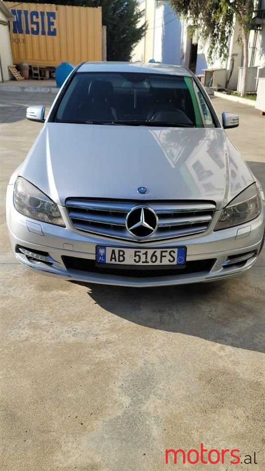 2010' Mercedes-Benz C 220 photo #6