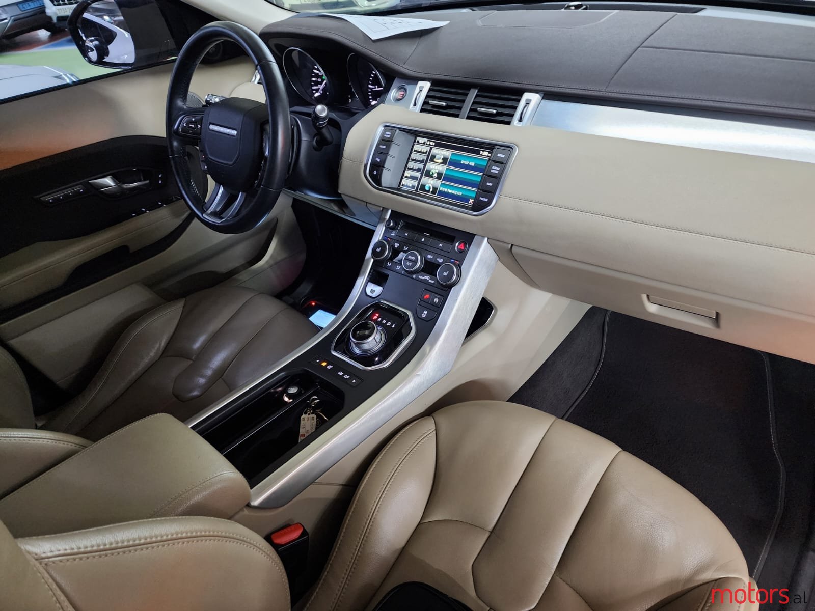 2015' Land Rover Range Rover Evoque photo #4