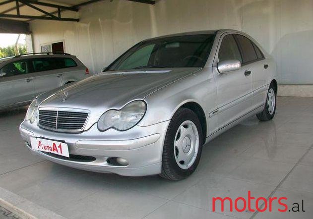 2002' Mercedes-Benz C-Class photo #1