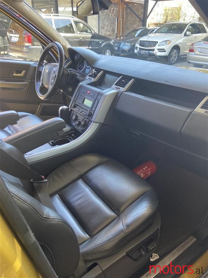 2008' Land Rover Range Rover Sport photo #2