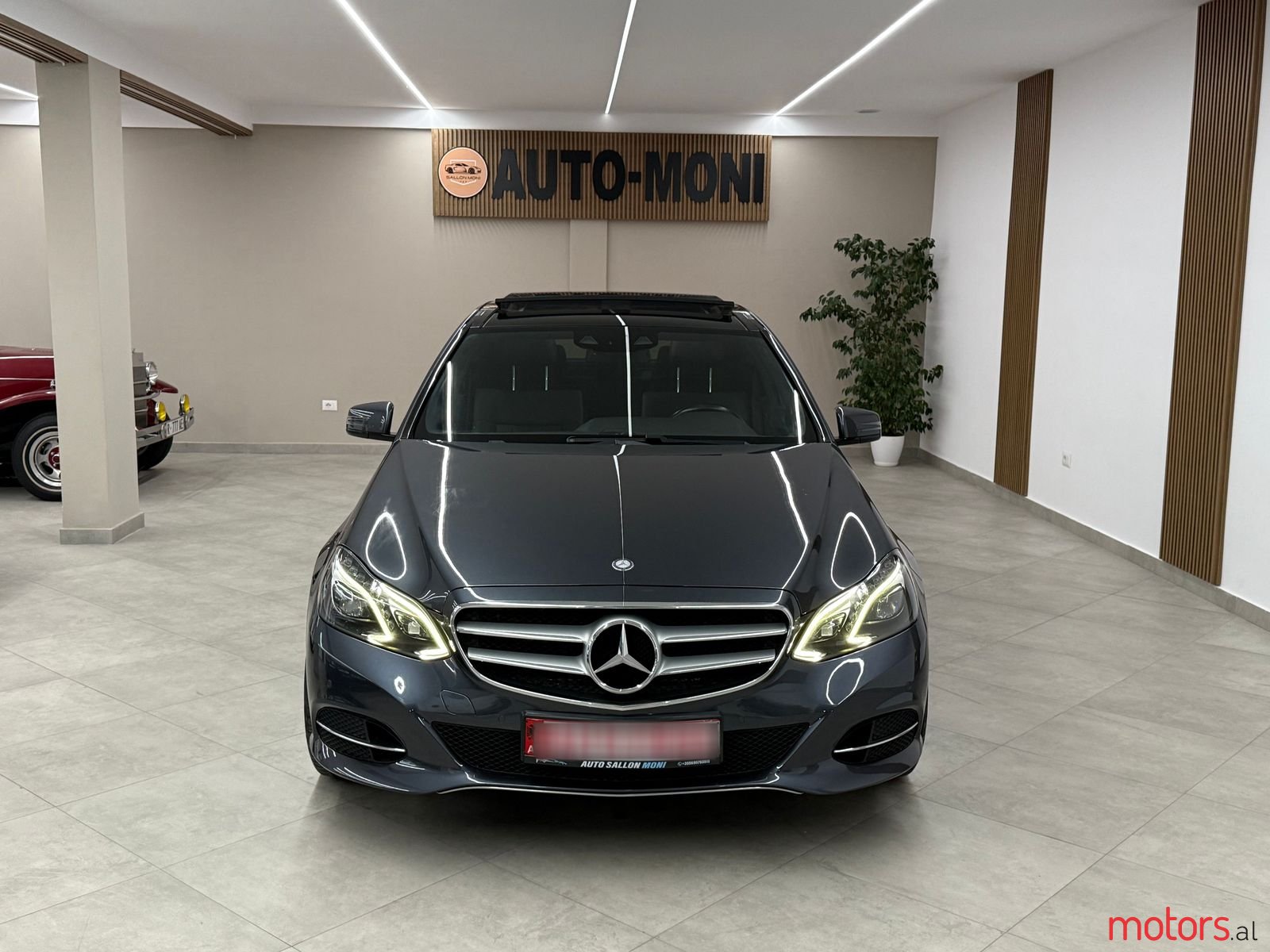 2014' Mercedes-Benz E 250 photo #1