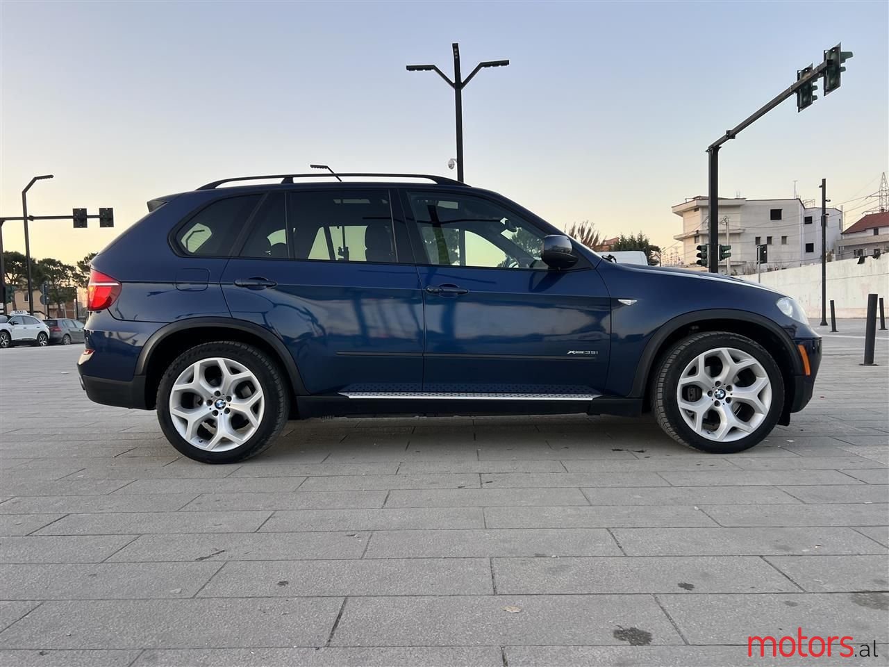 2011' BMW X5 photo #1