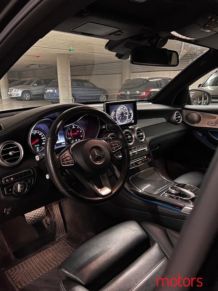2018' Mercedes-Benz GLC 220 photo #5