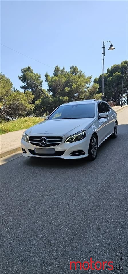 2014' Mercedes-Benz E 220 photo #1