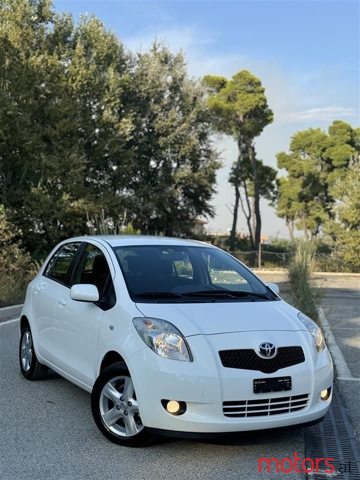 2007' Toyota Yaris photo #4