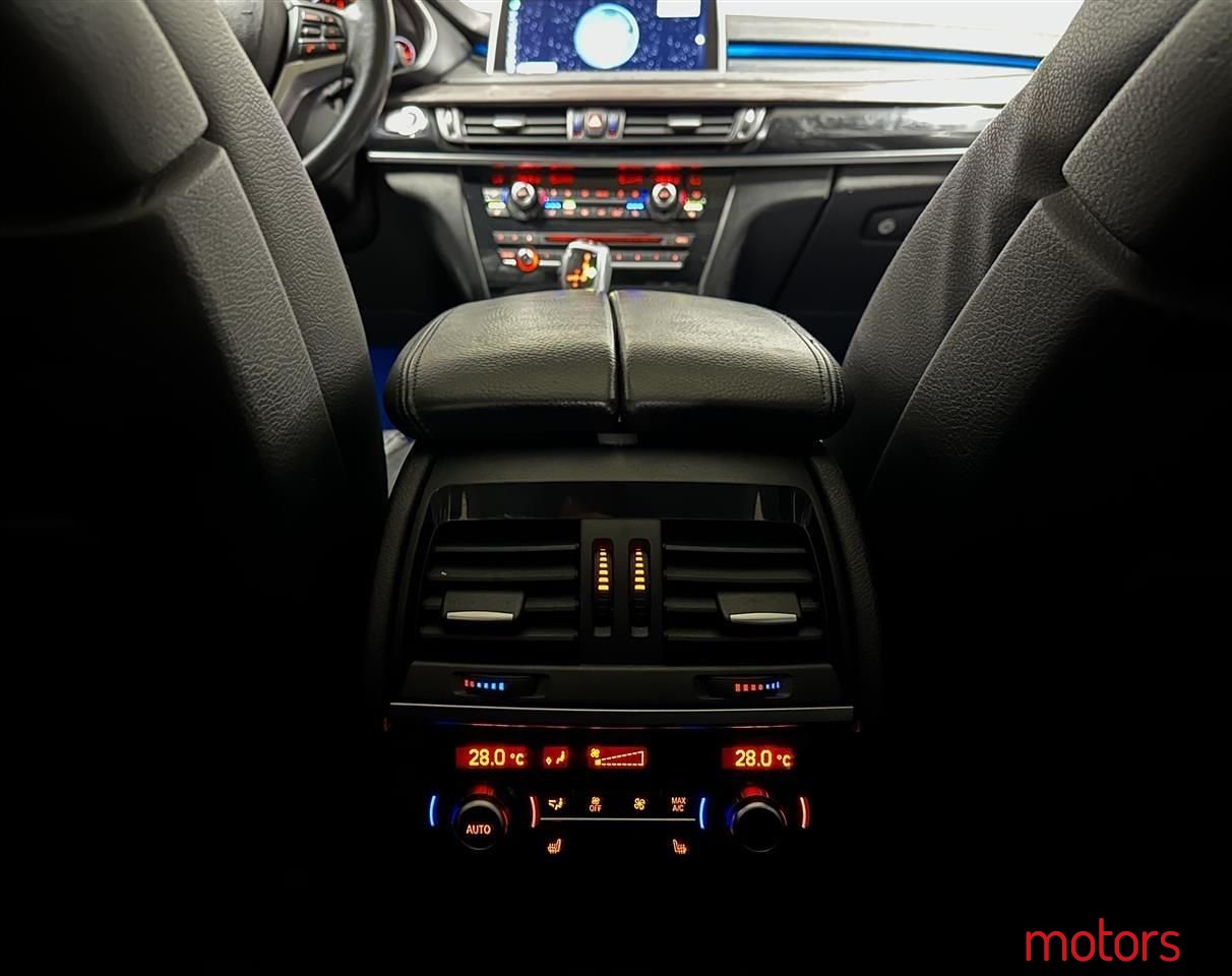 2015' BMW X5 photo #4