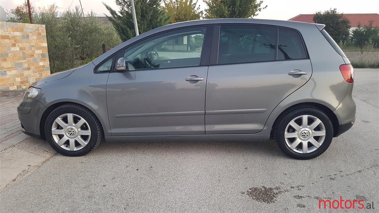 2005' Volkswagen Golf Plus photo #3