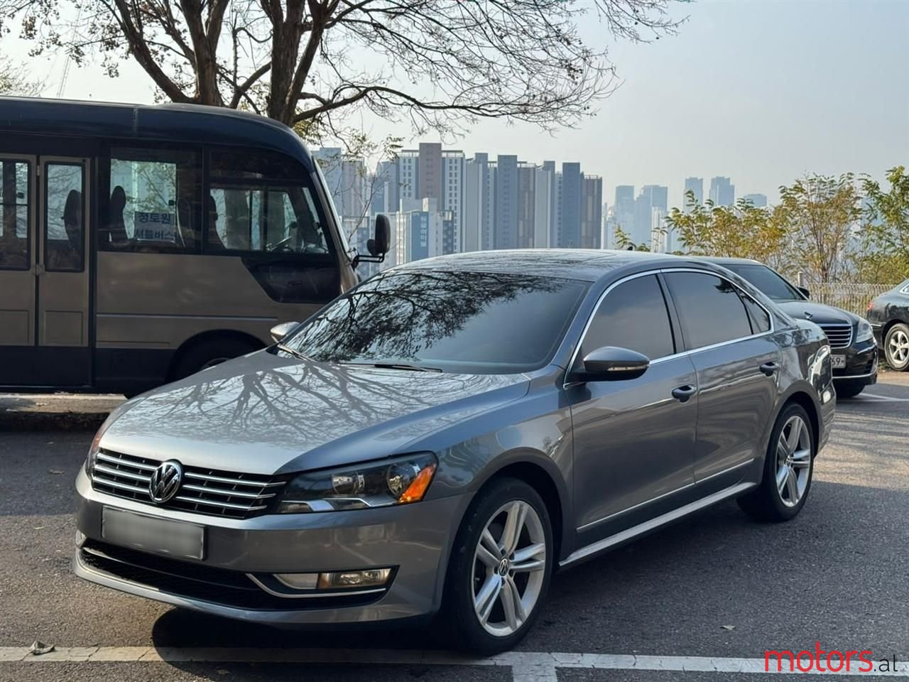 2012' Volkswagen Passat photo #1