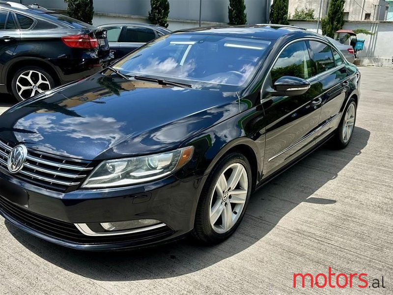 2013' Volkswagen Passat photo #3