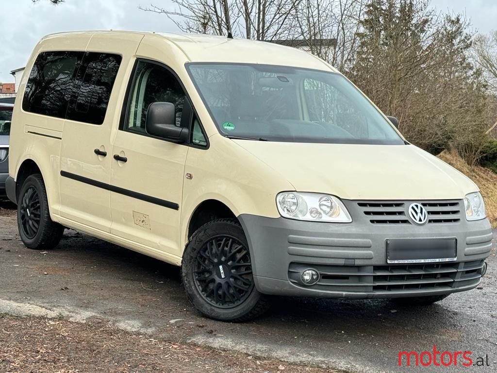 2010' Volkswagen Caddy photo #1