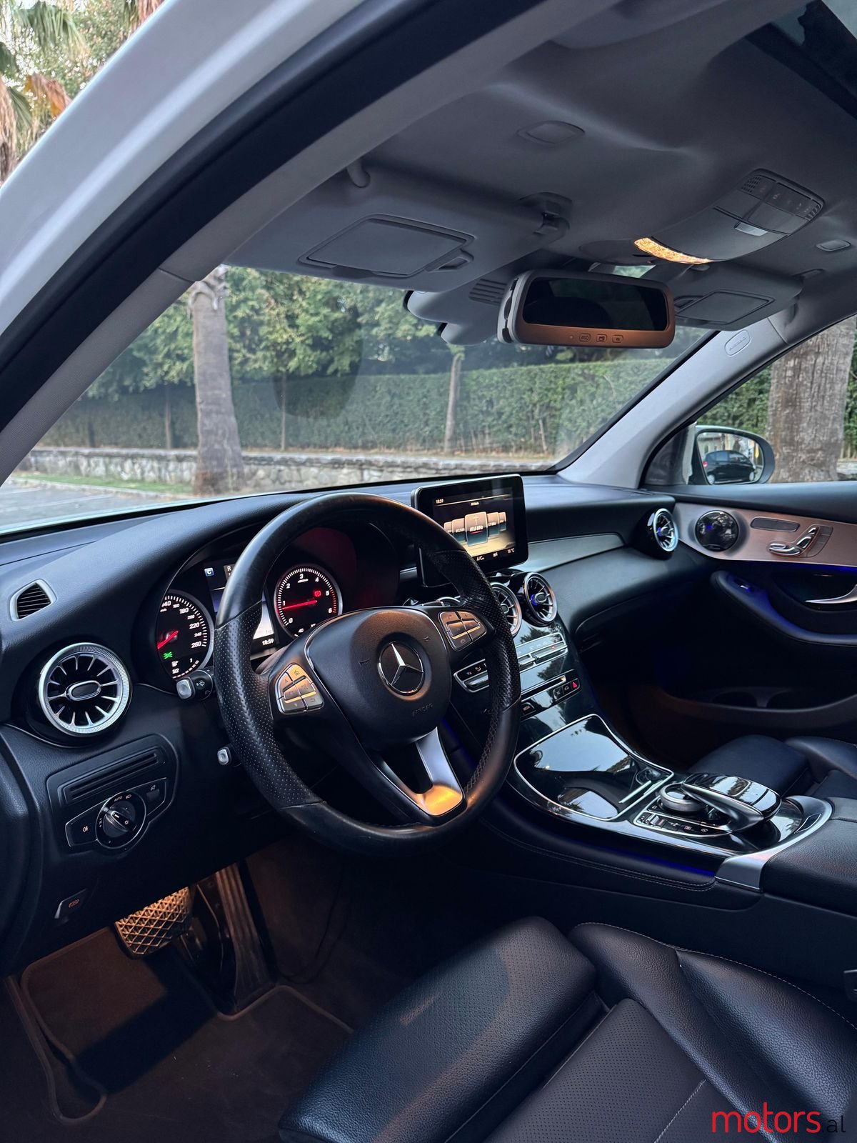2016' Mercedes-Benz CLC 220 photo #2