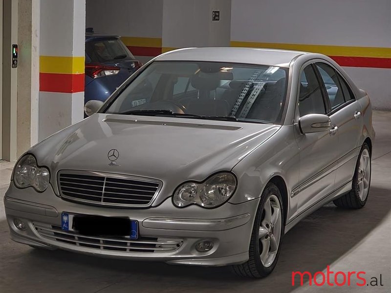 2005' Mercedes-Benz C 270 photo #2