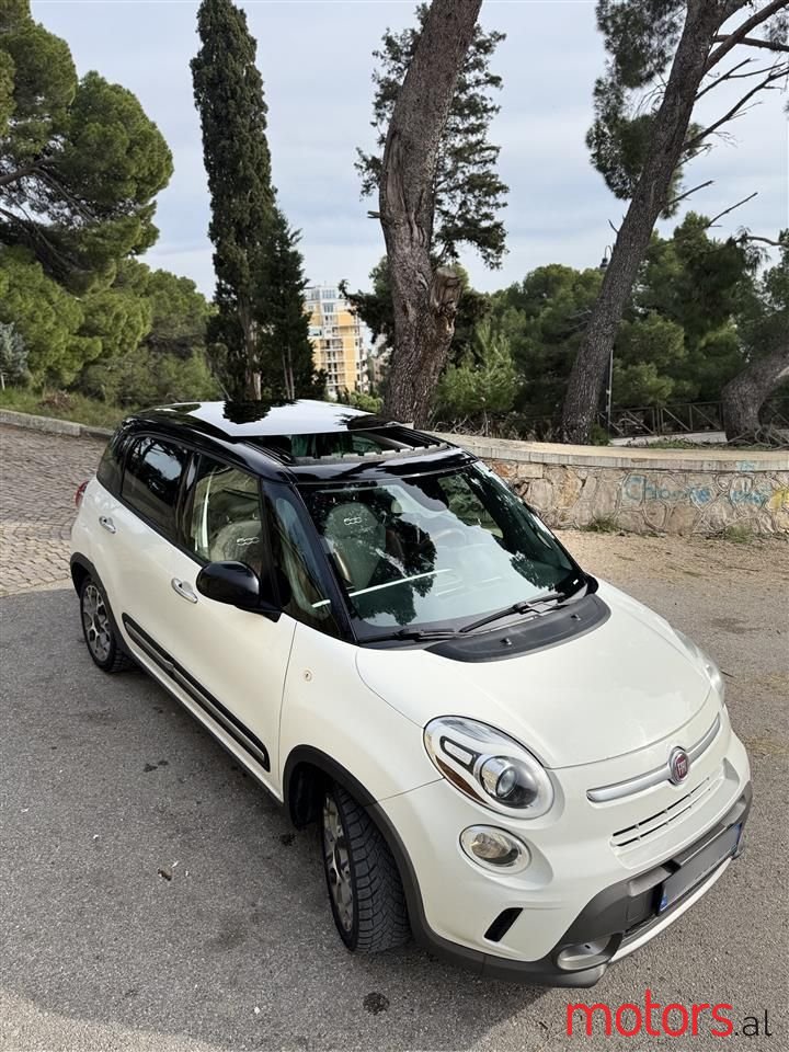 2015' Fiat 500L Trekking photo #1