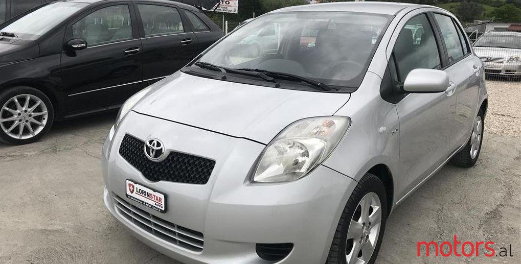 2006' Toyota Yaris photo #1