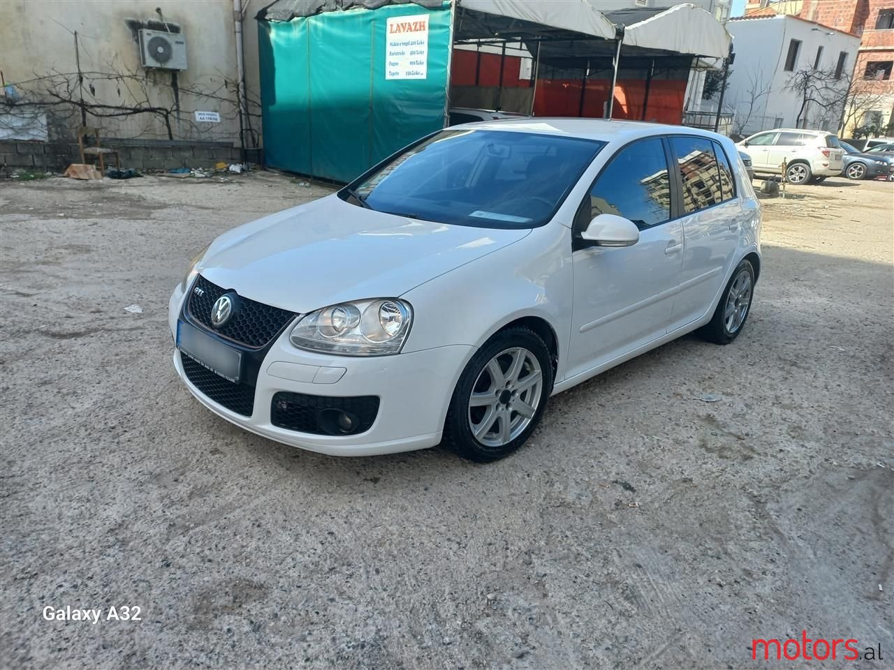 2007' Volkswagen Golf photo #1