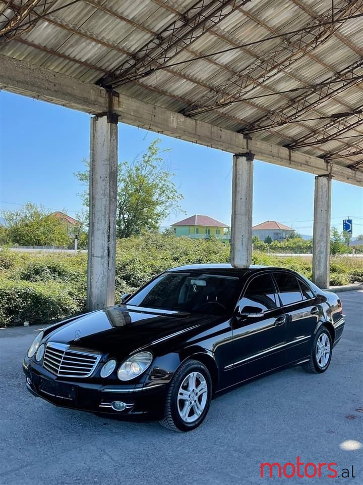 2007' Mercedes-Benz E 320 photo #3