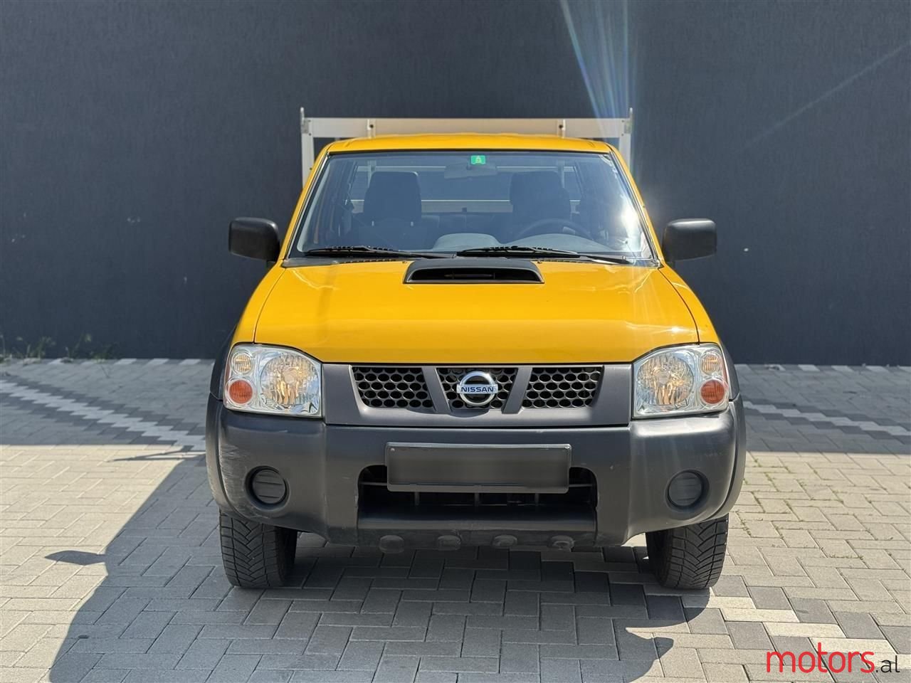 2011' Nissan Np 300 photo #5