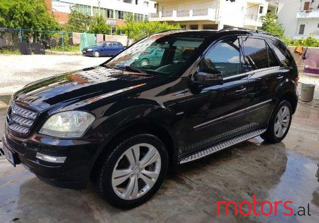 2007' Mercedes-Benz ML-Class photo #1