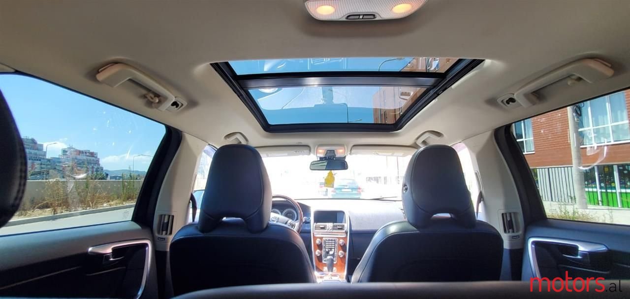 2012' Volvo Xc 60 photo #3