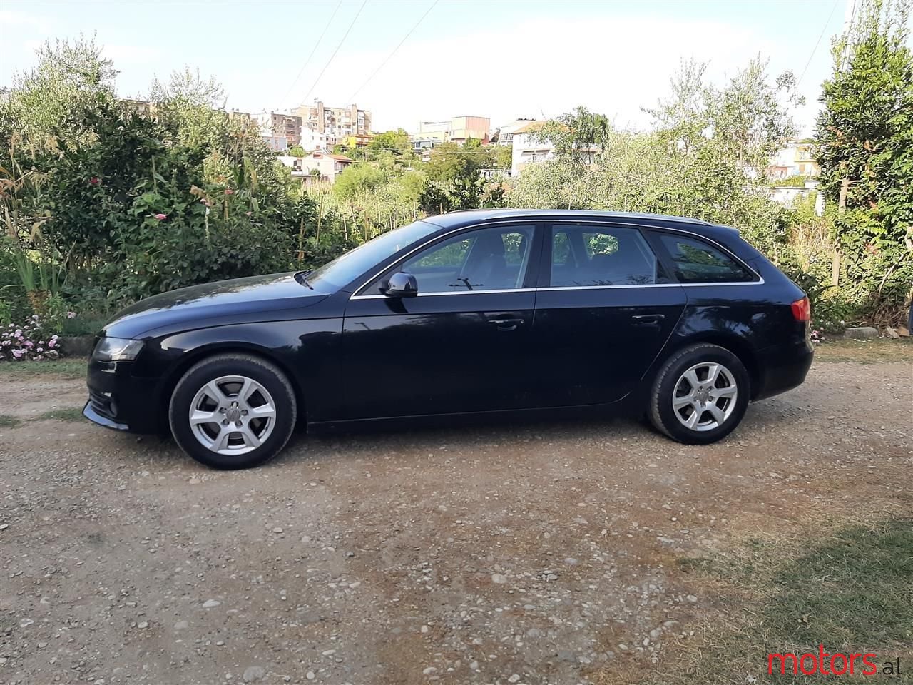 2011' Audi A4 photo #3