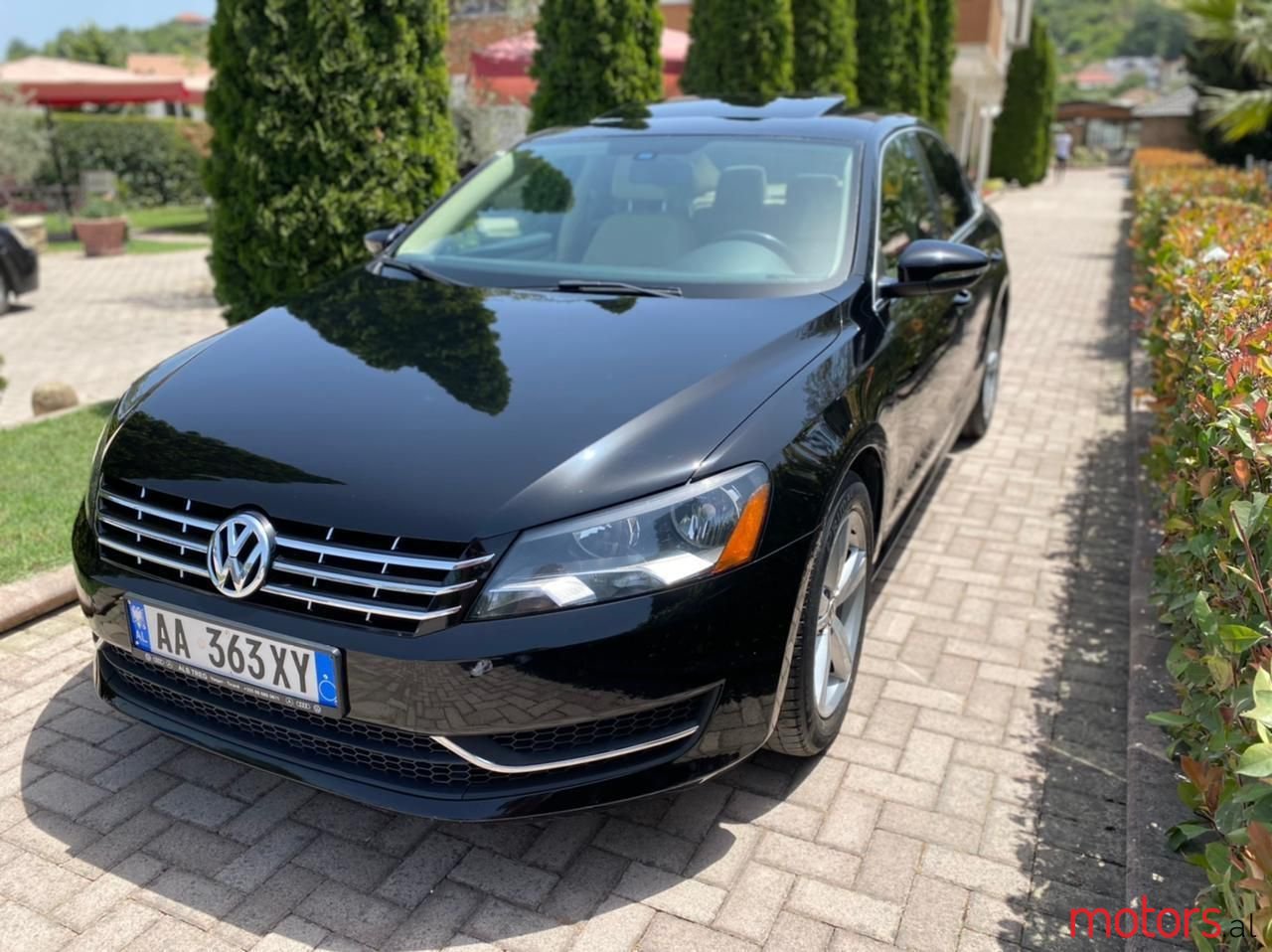 2012' Volkswagen Passat photo #1