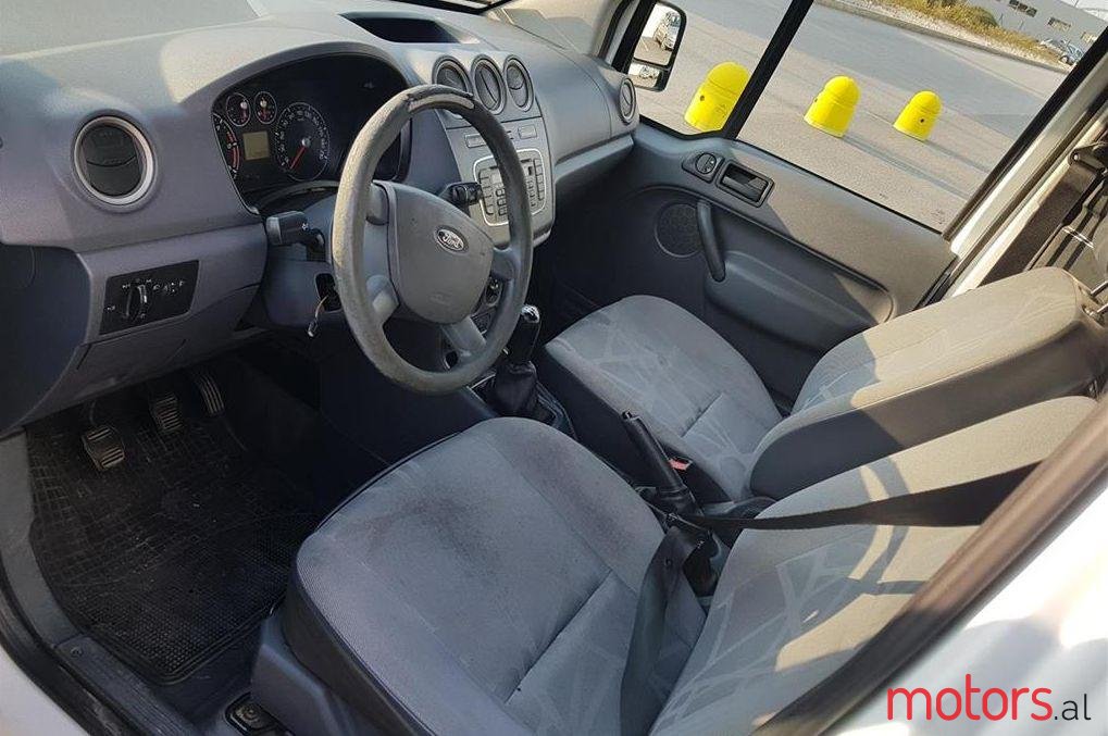 2011' Ford Tourneo photo #1