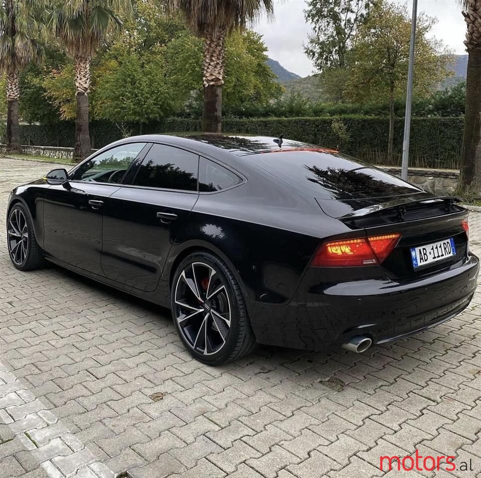 2011' Audi A7 photo #4