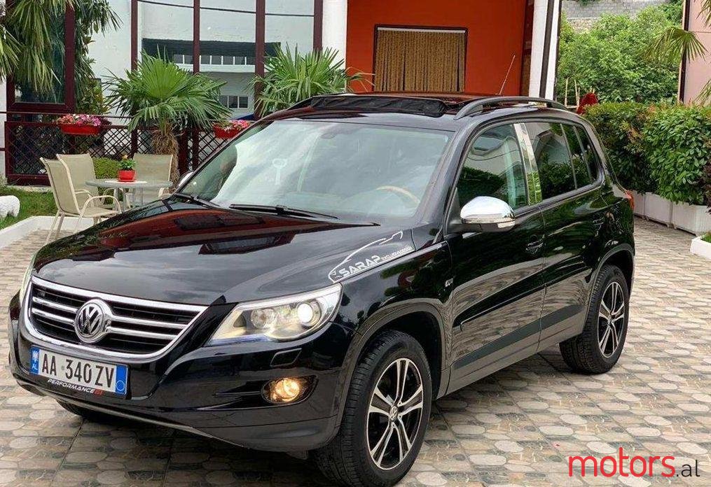 2007' Volkswagen Tiguan photo #1