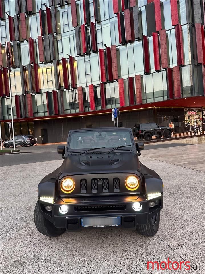 2016' Jeep Wrangler photo #4