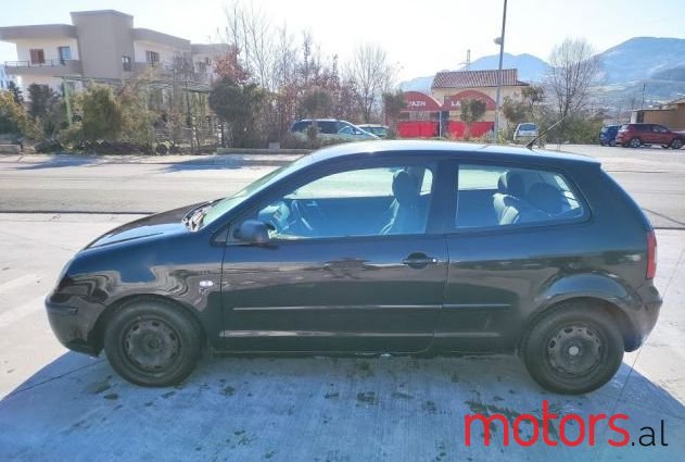 2002' Volkswagen Polo photo #1