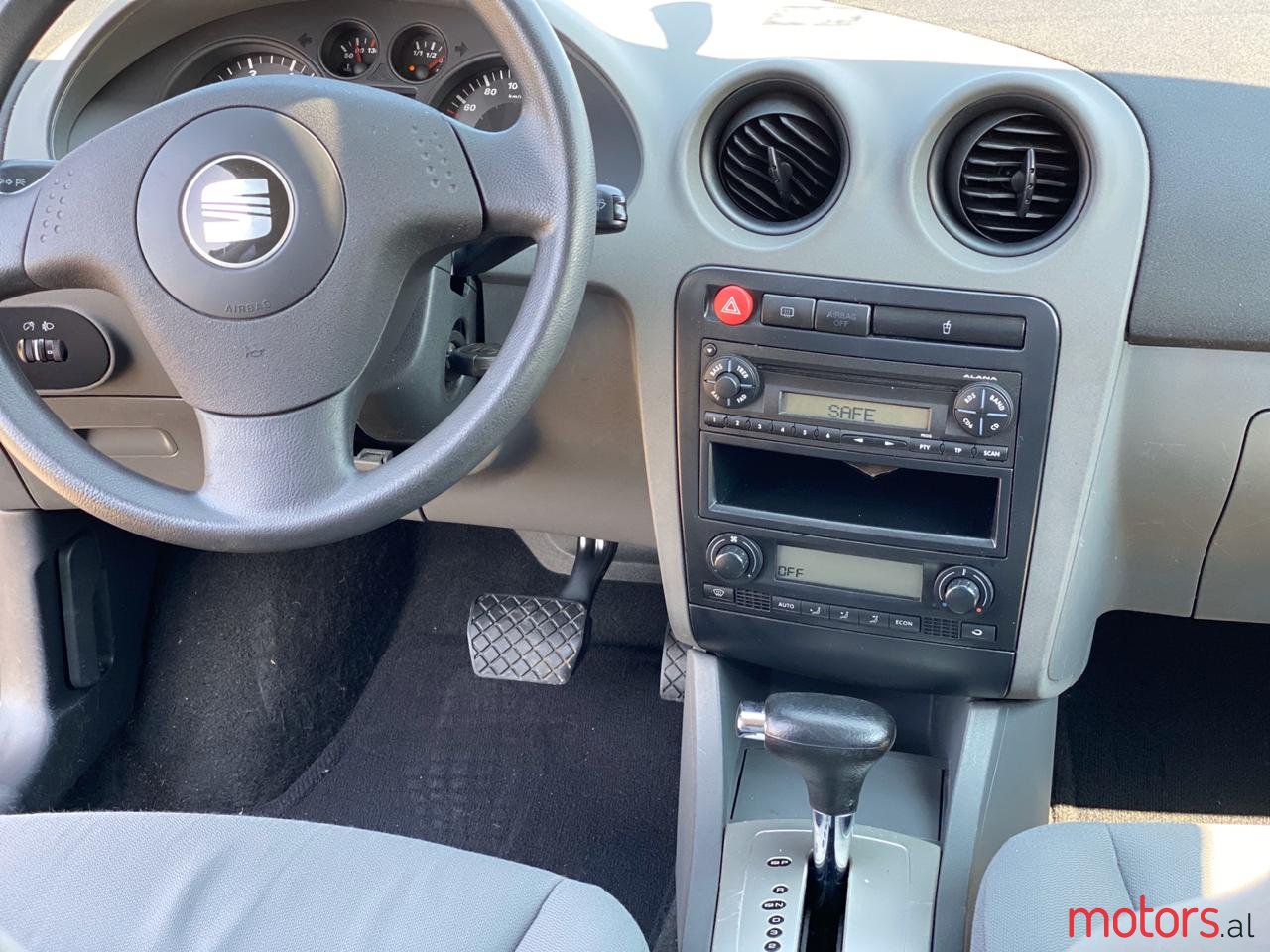 2005' SEAT Ibiza photo #5