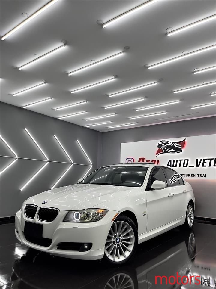 2010' BMW 328 photo #3