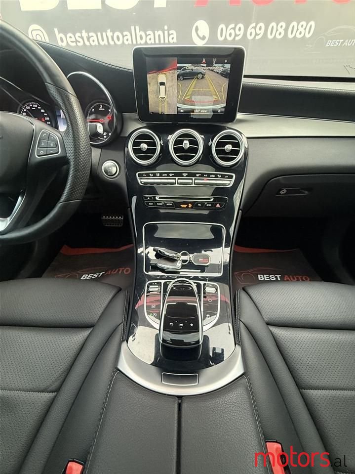 2018' Mercedes-Benz GLC 250 photo #6