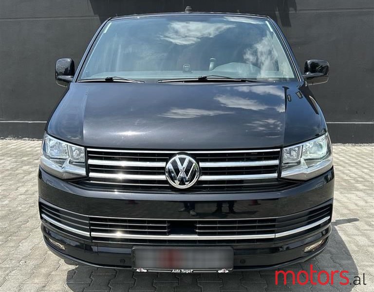 2009' Volkswagen T5 Caravelle photo #1