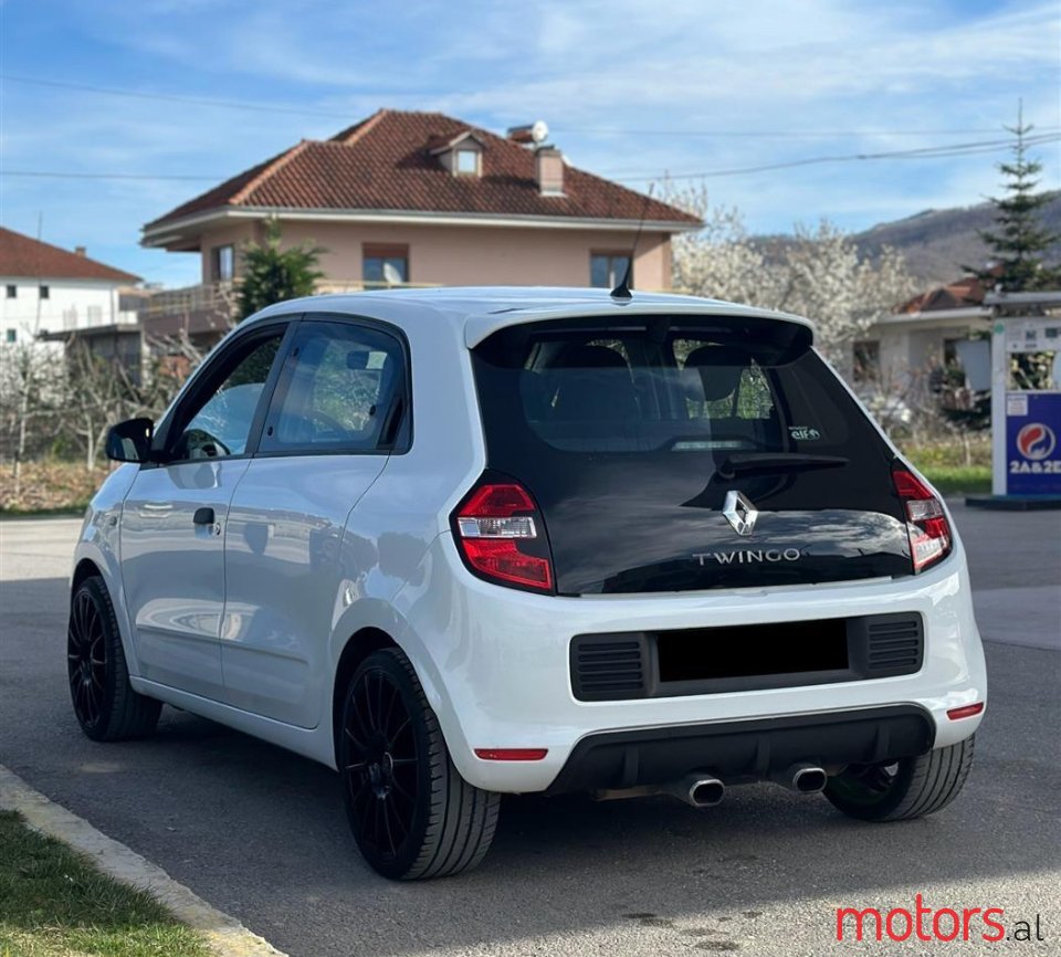 2017' Renault Twingo photo #2