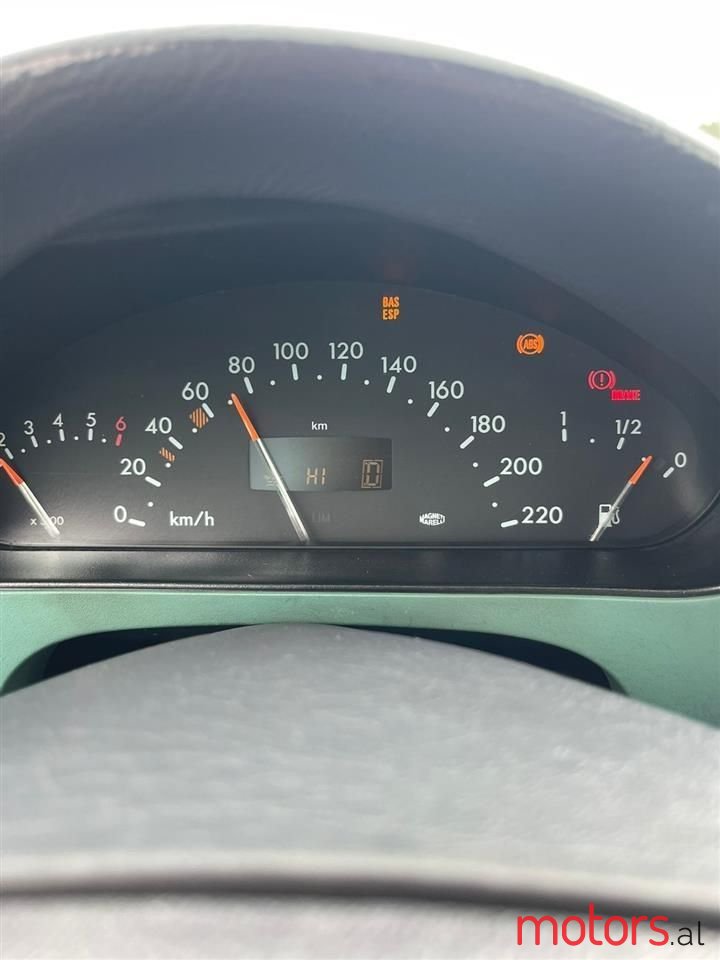 1998' Mercedes-Benz A 140 photo #5