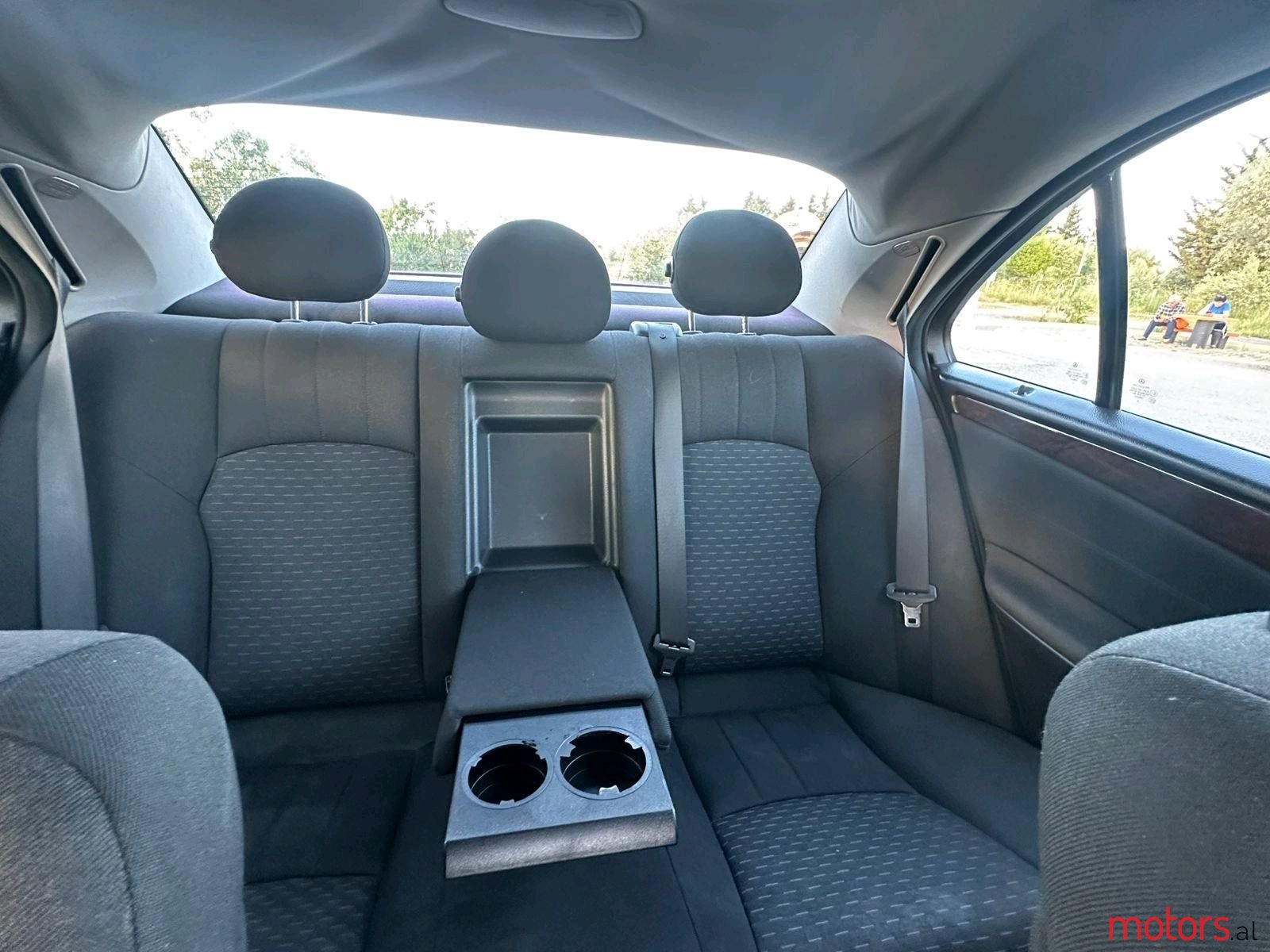 2005' Mercedes-Benz C 220 photo #6
