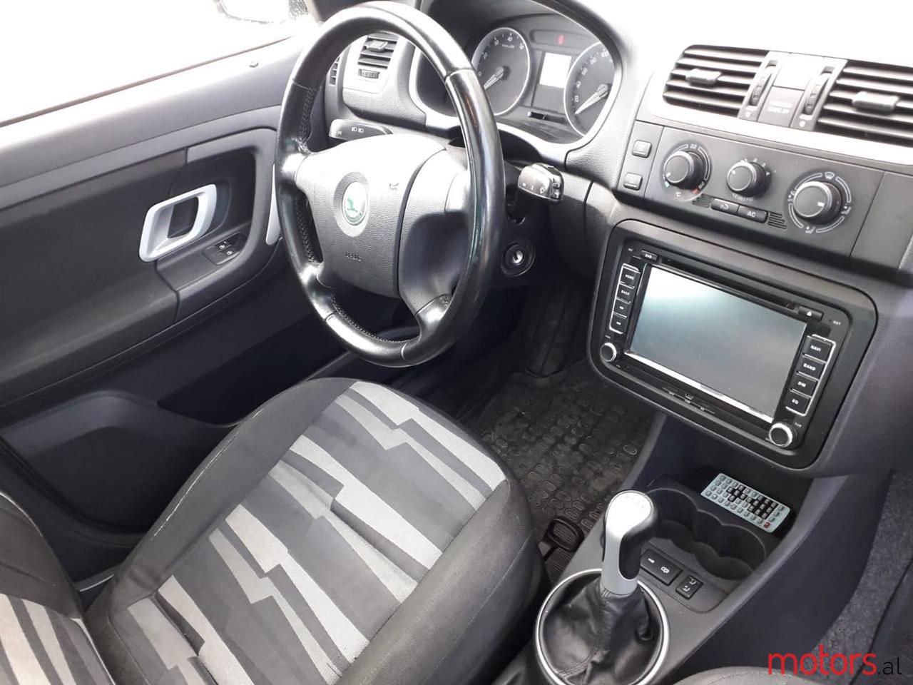 2007' Skoda Roomster photo #1