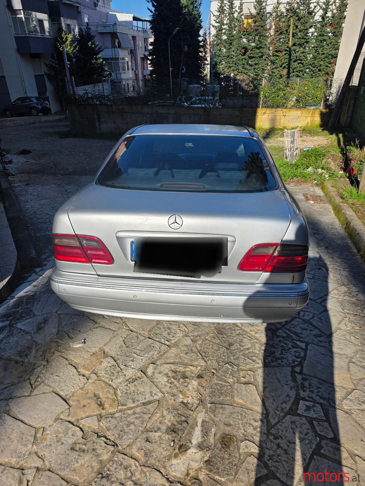 2001' Mercedes-Benz E 270 photo #2