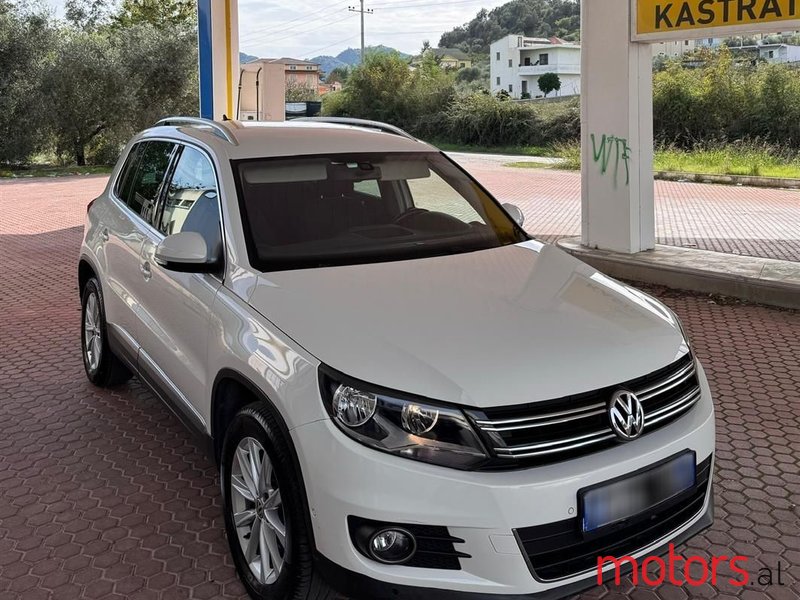 2013' Volkswagen Tiguan photo #1
