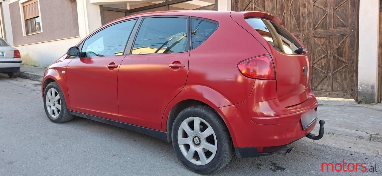 2004' SEAT Altea photo #3